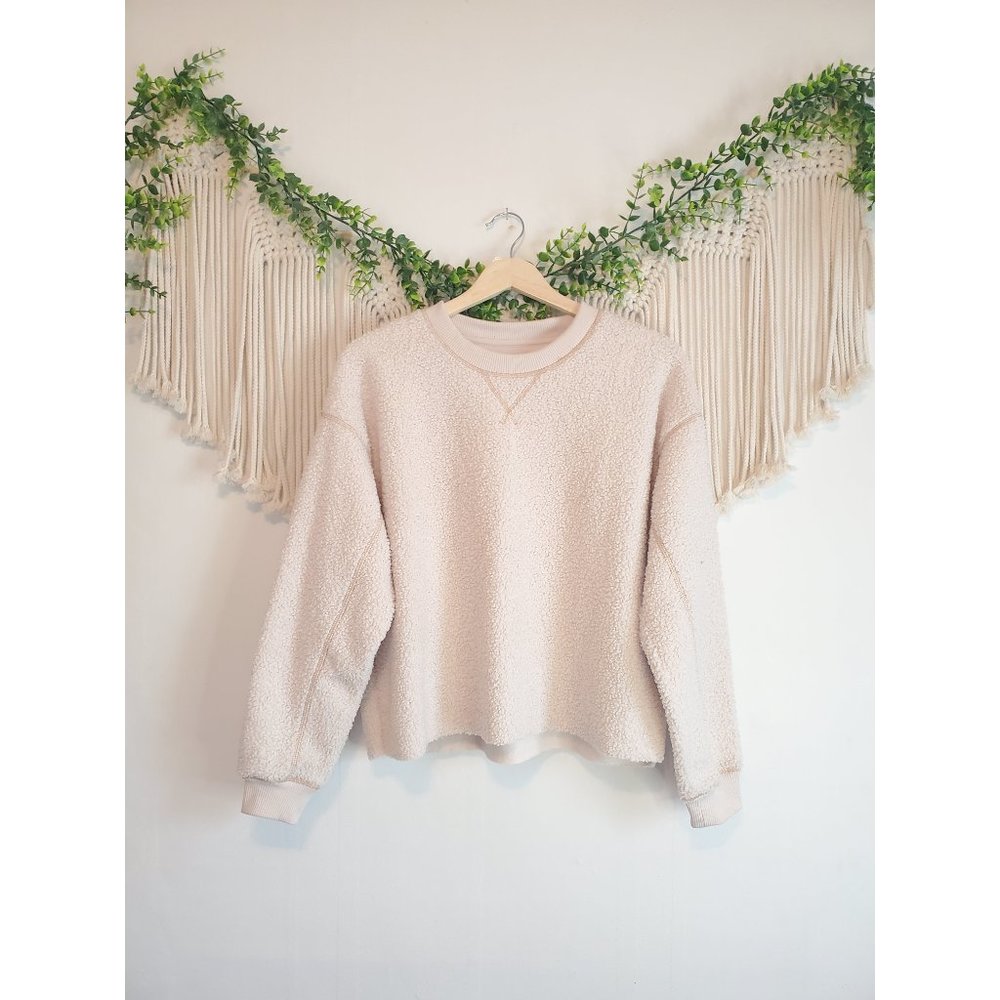 American Eagle Ivory Long Sleeve Crewneck Pullover Sherpa Sweatshirt, Size XS - Picture 3 of 7